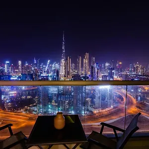  شقة Royal Club By Rvhr, Paramount Tower B, Business Bay الإمارات العربية المتحدة